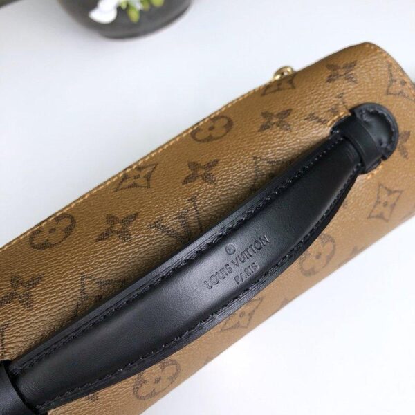Louis Vuitton Pochette Métis - Reverse Monogram