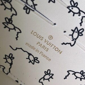 Louis Vuitton Wallet - Image 9
