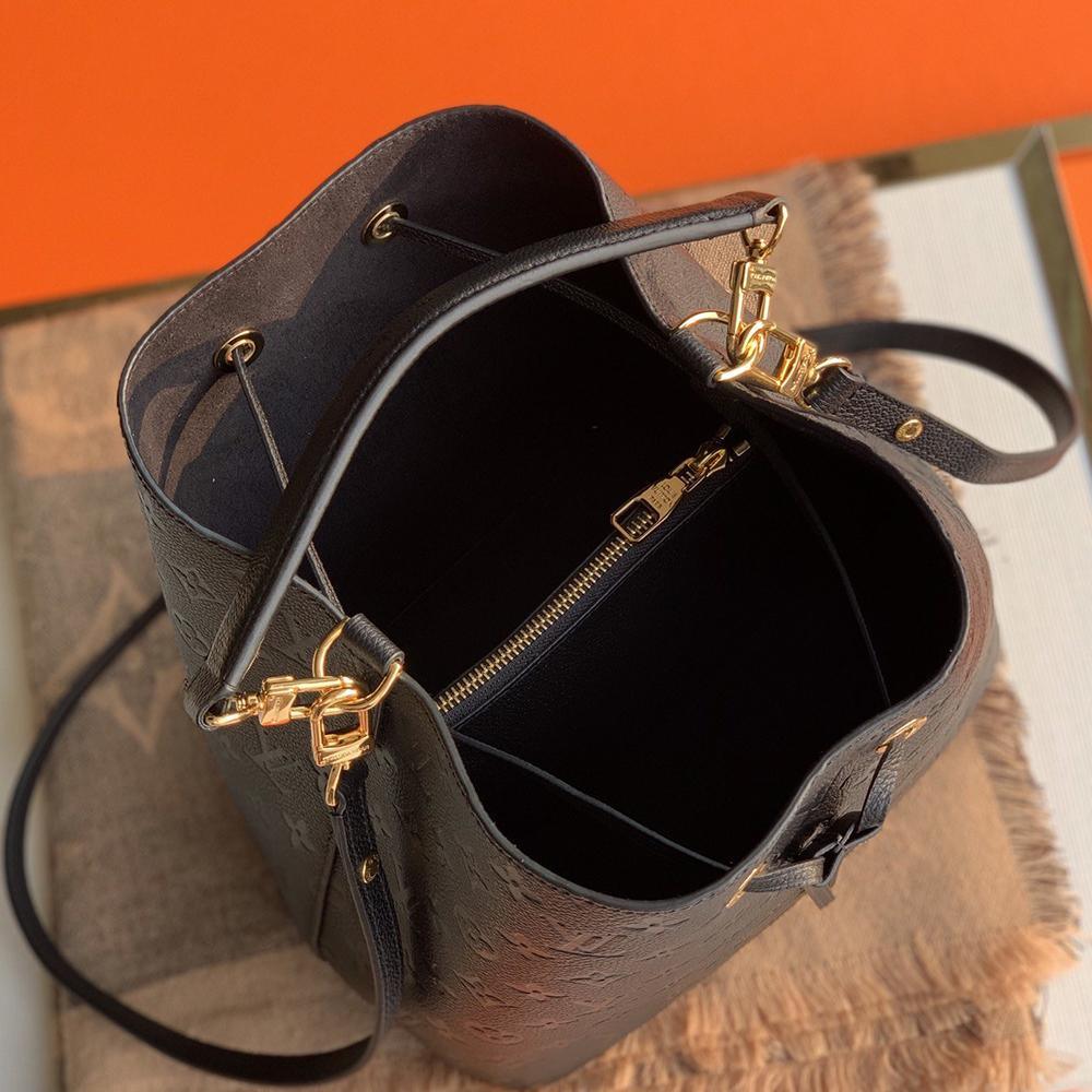 Louis Vuitton NÉONOÉ BB - Image 8
