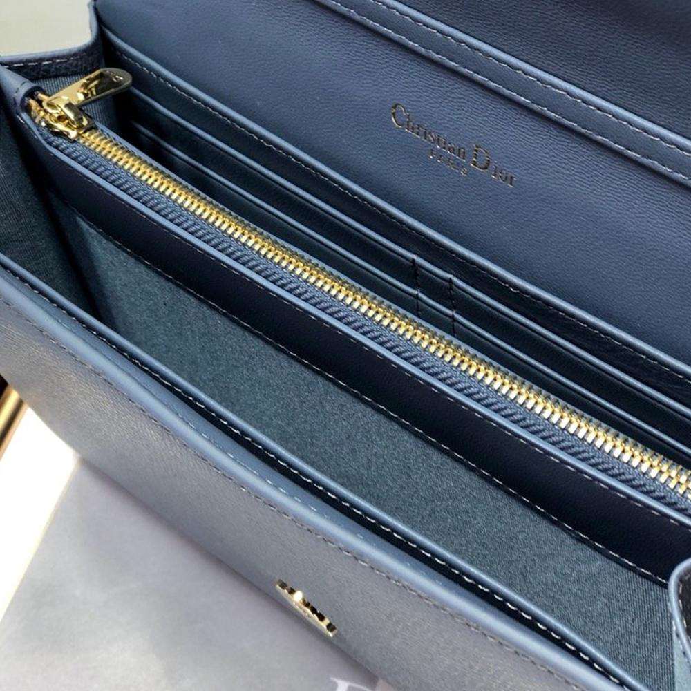 Dior 30 Montaigne Bag - Image 9