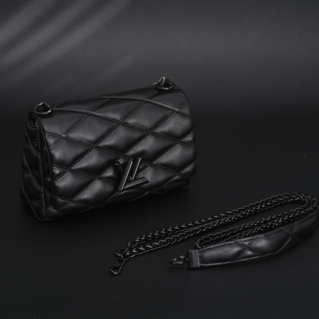 Louis Vuitton GO-14 MM Quilted Leather Chain Shoulder Bag – Black
