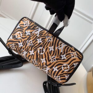 Louis Vuitton Palm spring Bag - Image 2