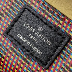 Louis Vuitton TWIST MM - Image 8