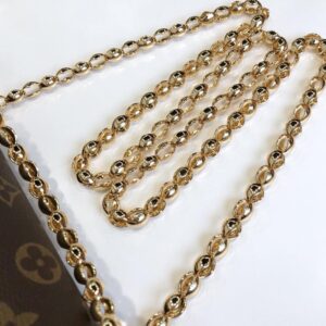Louis Vuitton VICTOIRE - Image 2