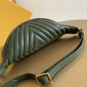 Louis Vuitton WAVE BUMBAG - Image 2