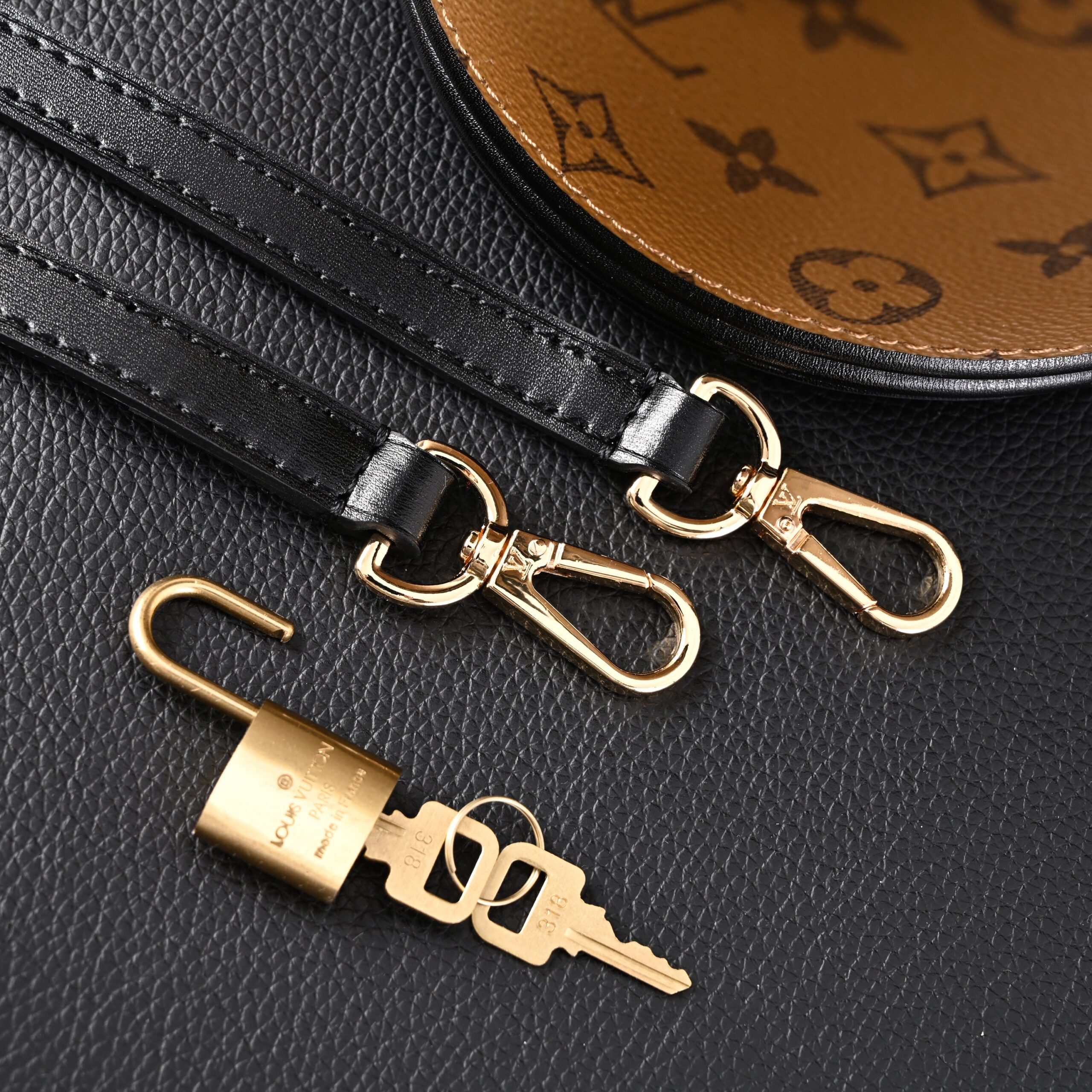 Louis Vuitton Cannes Bag – Monogram Canvas Vanity Case with Top Handle (Small) - Image 10