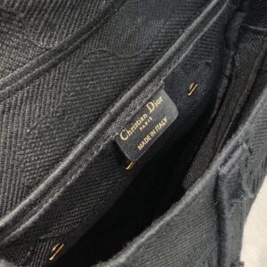 Saddle Bag - Image 9
