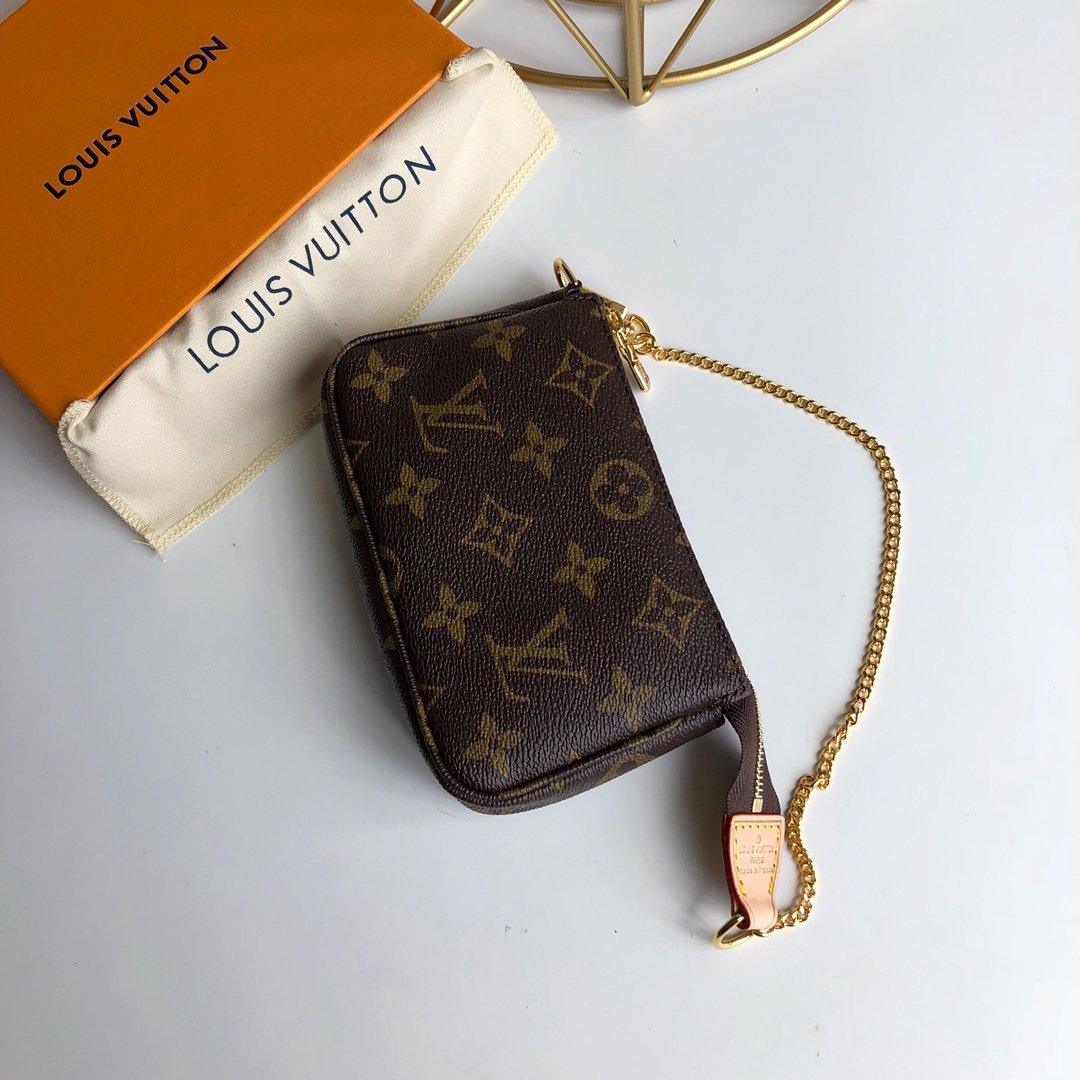 Louis Vuitton mini pochette accessoires on chain Monogram - Image 1