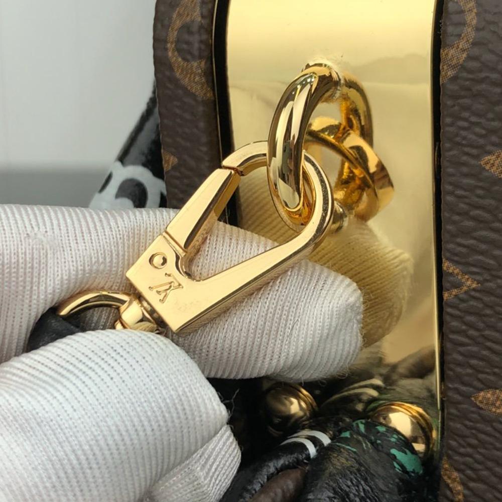 Louis Vuitton BOURSICOT EW - Image 3