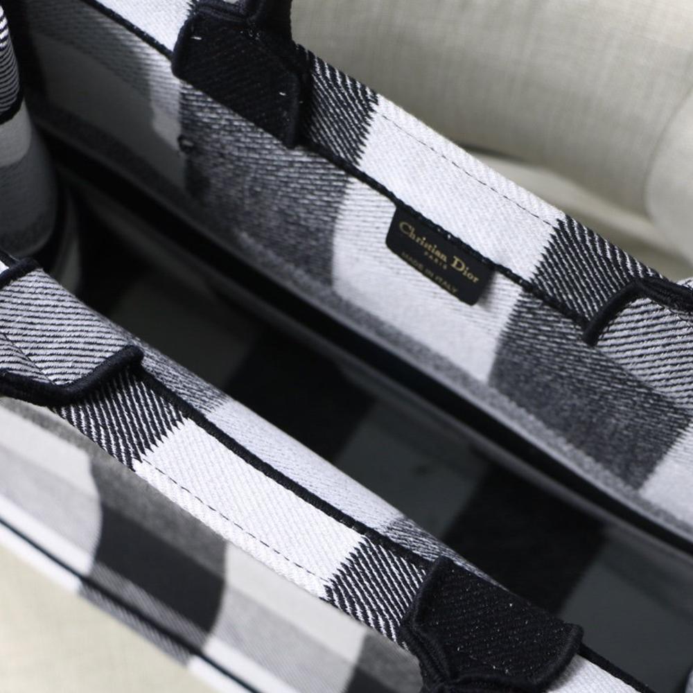 Dior Book Tote - Image 2