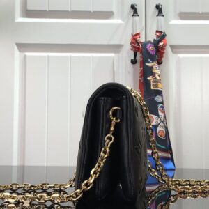 Louis Vuitton POCHETTE COUSSIN - Image 2