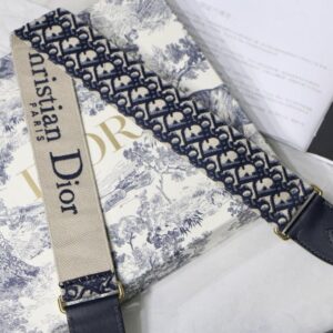 Medium Dior Bobby Bag - Image 3
