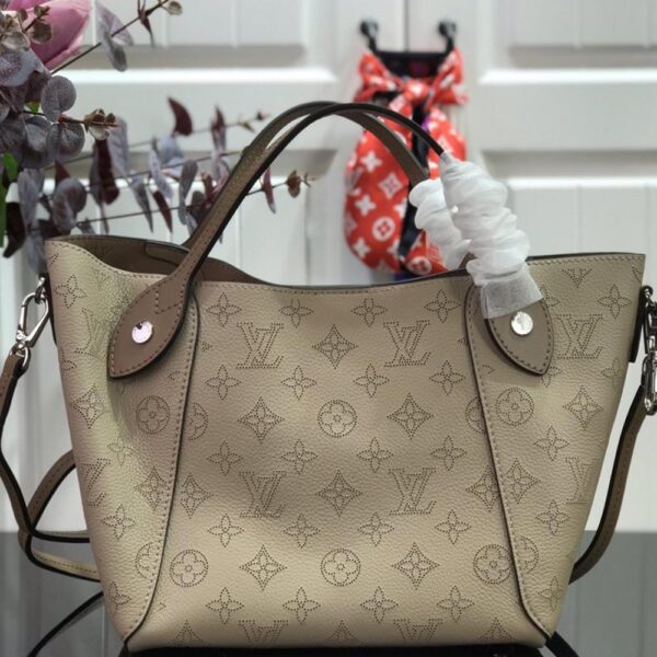 LV HINA PM