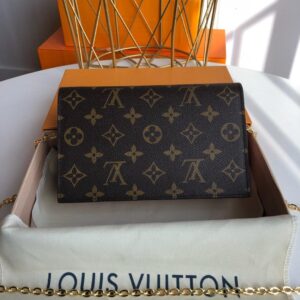 Louis Vuitton flore chain wallet - Image 4