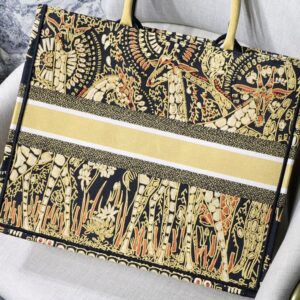 Dior Book Tote - Image 4