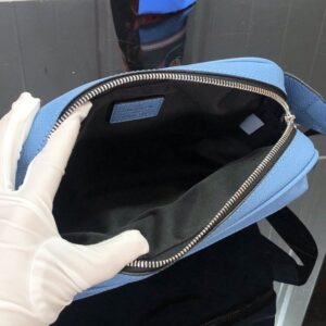 LOUIS VUITTON BUMBAG Explorer - Image 3