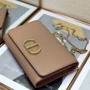 Dior 30 Montaigne Pouch - Image 2