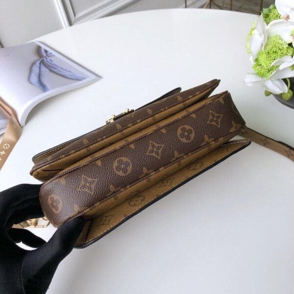Louis Vuitton Pochette Métis - Reverse Monogram