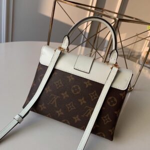 Louis Vuitton LOCKY BB Bag - Image 3