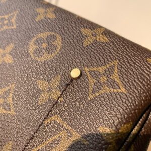 Louis Vuitton Favorite PM Monogram Canvas - Image 2