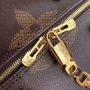 Louis Vuitton Giant Monogram Speedy Bag - Image 4