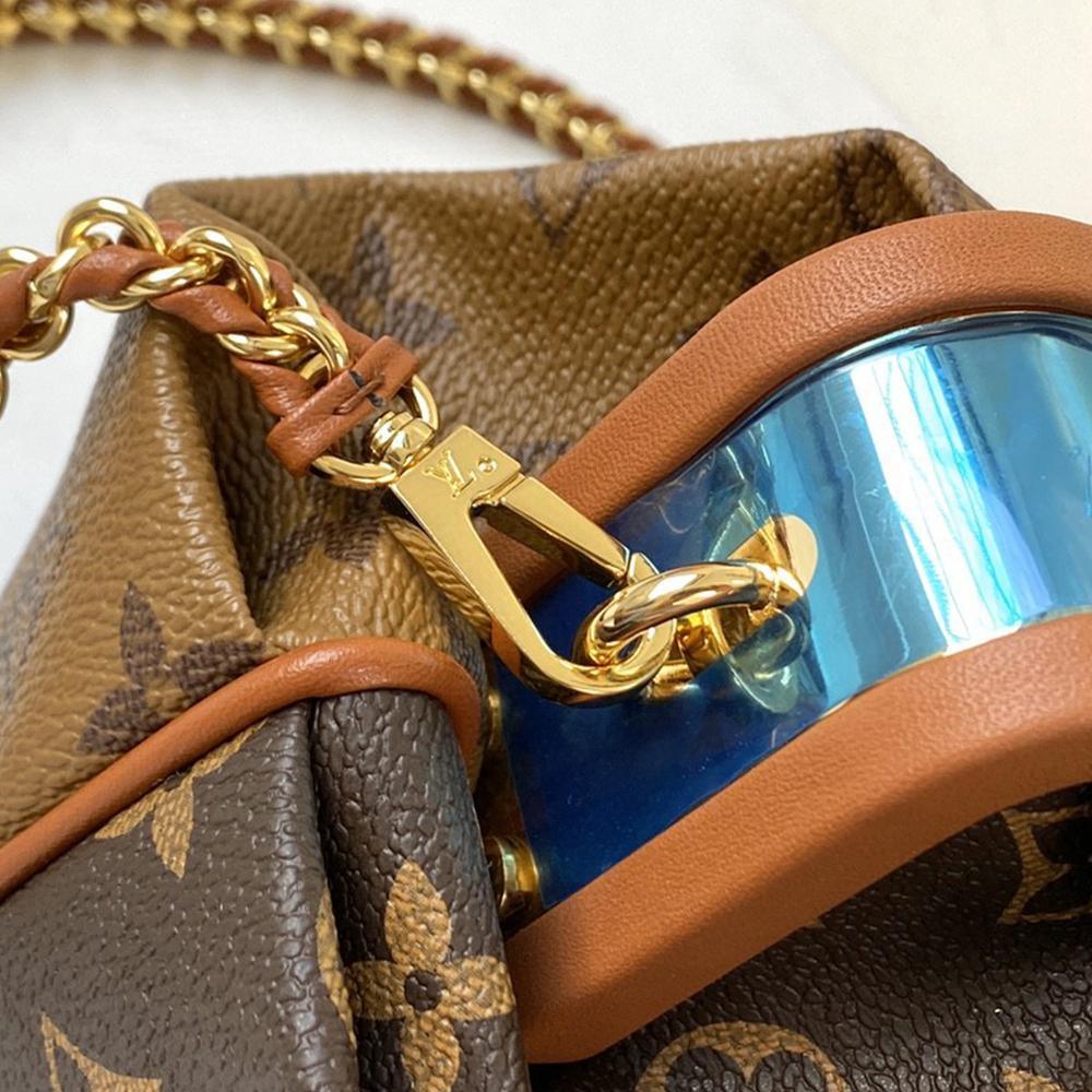 Louis Vuitton BOURSICOT EW - Image 3