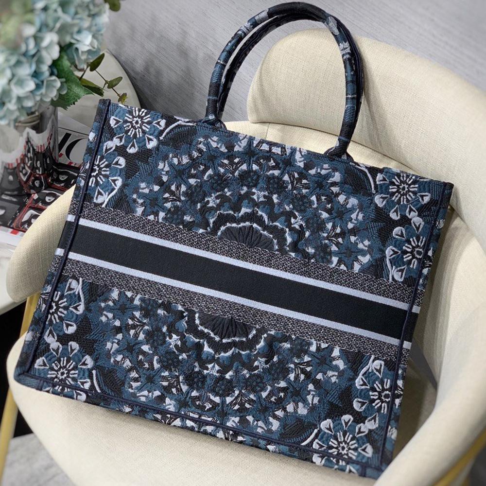 Dior Book Tote - Image 2