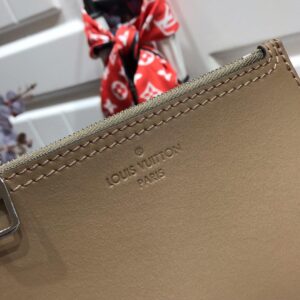LV HINA PM - Image 3