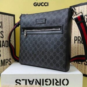 Gucci Black Messenger Bag - Image 5