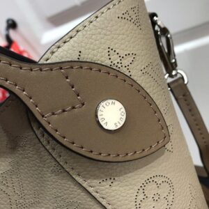 LV HINA PM - Image 4