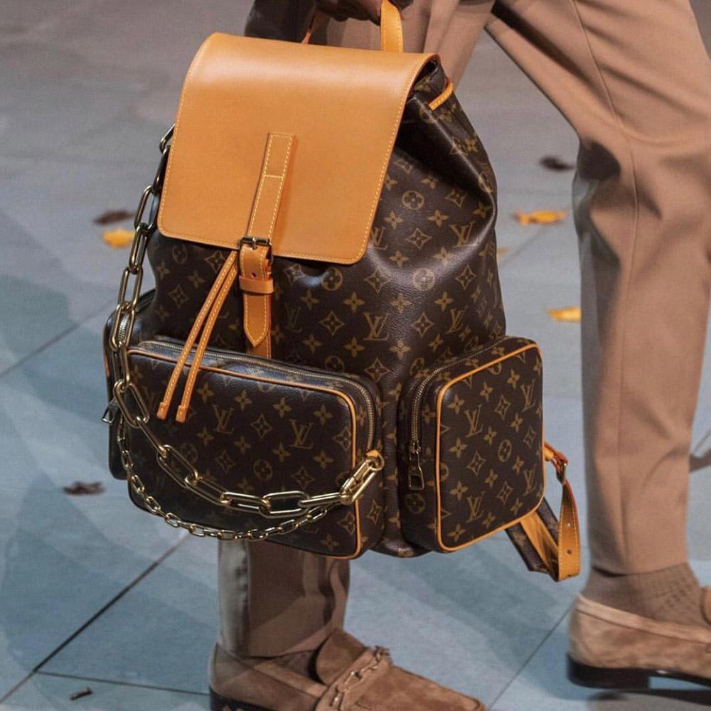Louis Vuitton Trio Backpack Travel Bag M44658 Gold Chain Monogram LV - Image 4