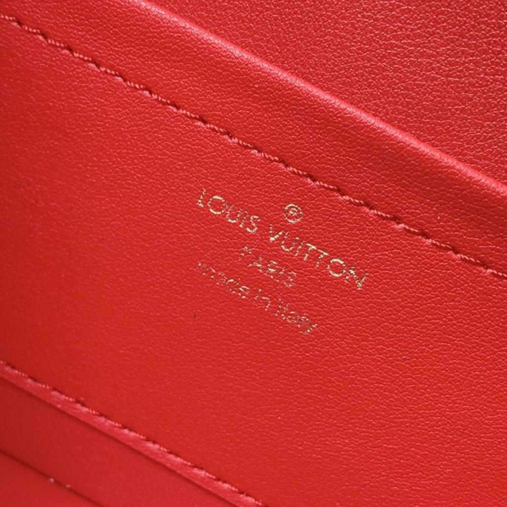 Louis Vuitton Bleeker Box Bag - Image 3