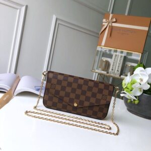 Louis Vuitton Wallet - Image 6