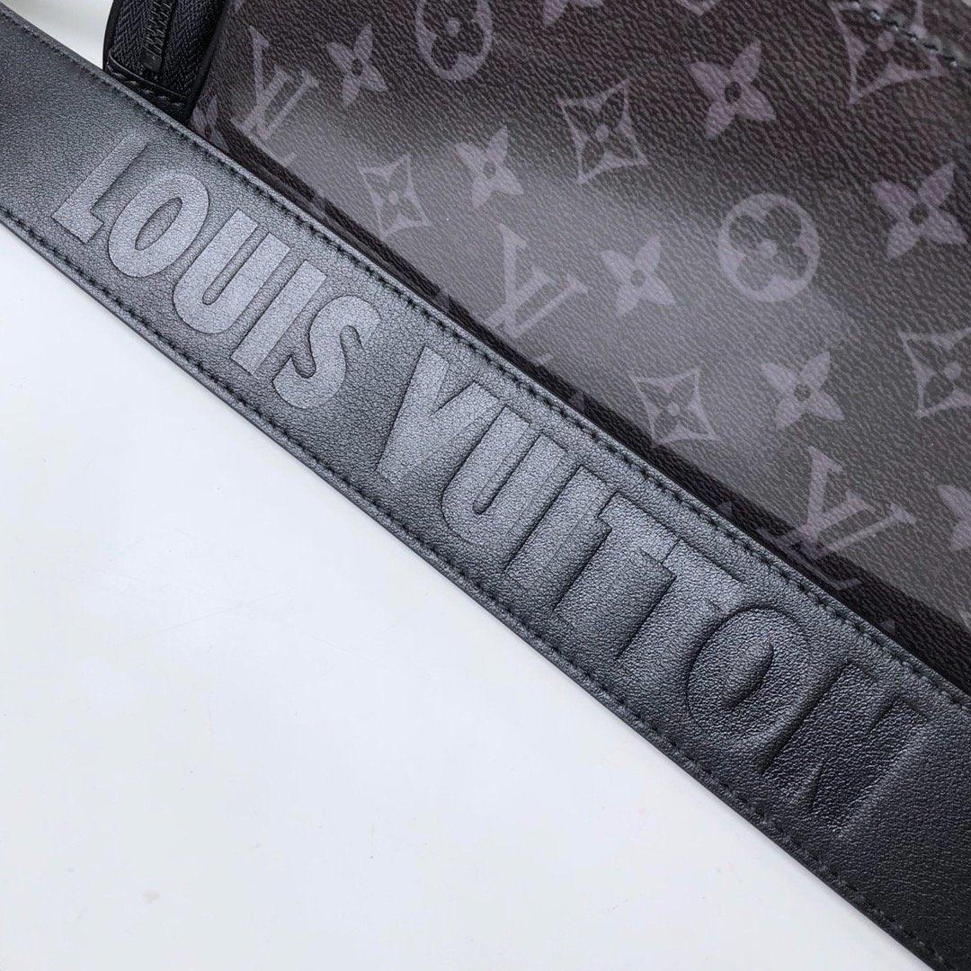 Louis Vuitton Monogram camera Bag - Image 5