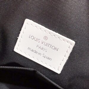 Louis Vuitton Tote Bag - Image 4
