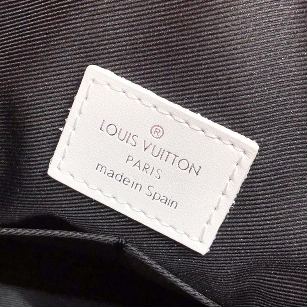 Louis Vuitton Tote Bag - Image 4