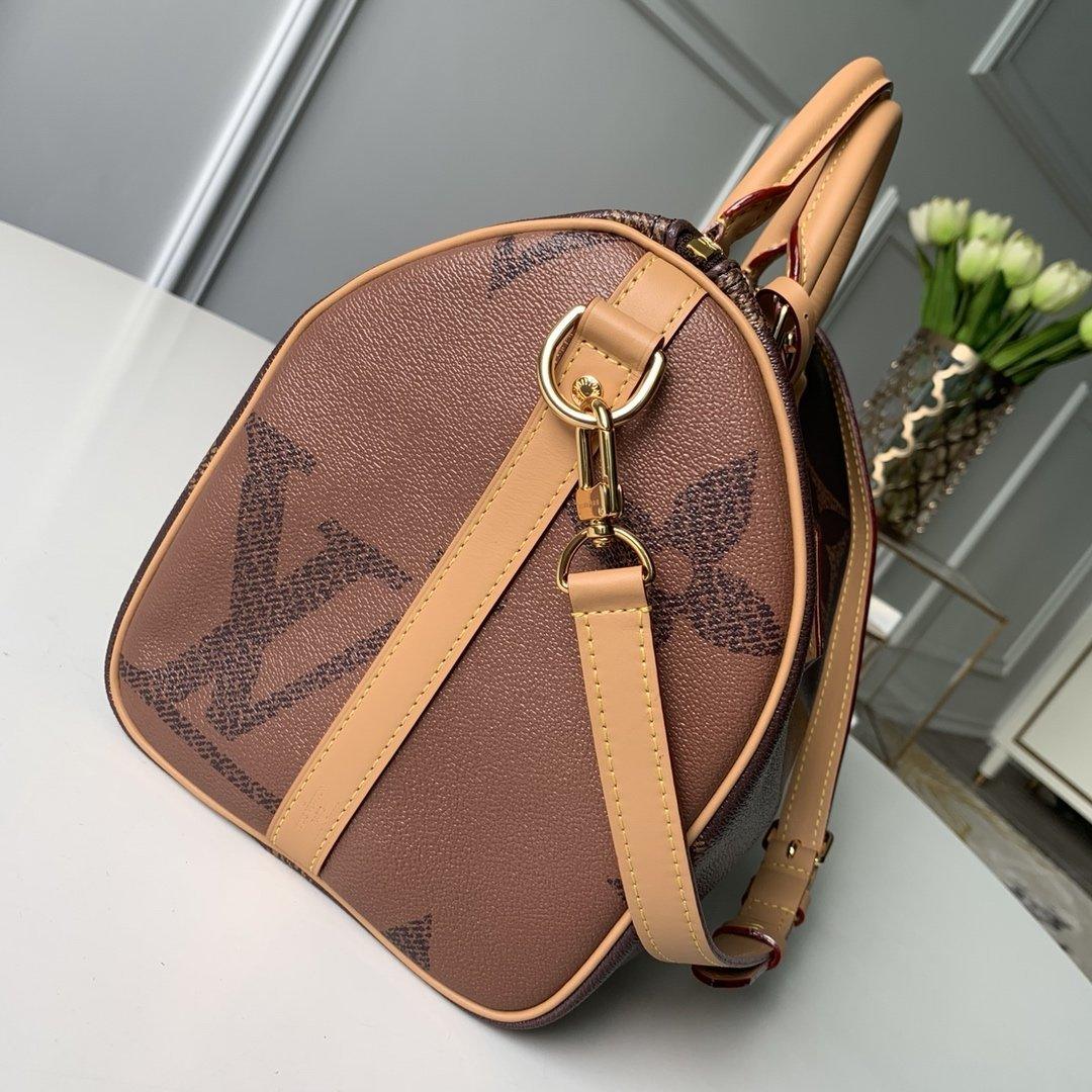 Louis Vuitton Giant Monogram Speedy Bag - Image 5