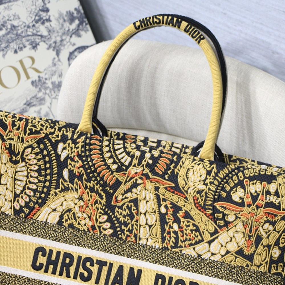 Dior Book Tote - Image 7