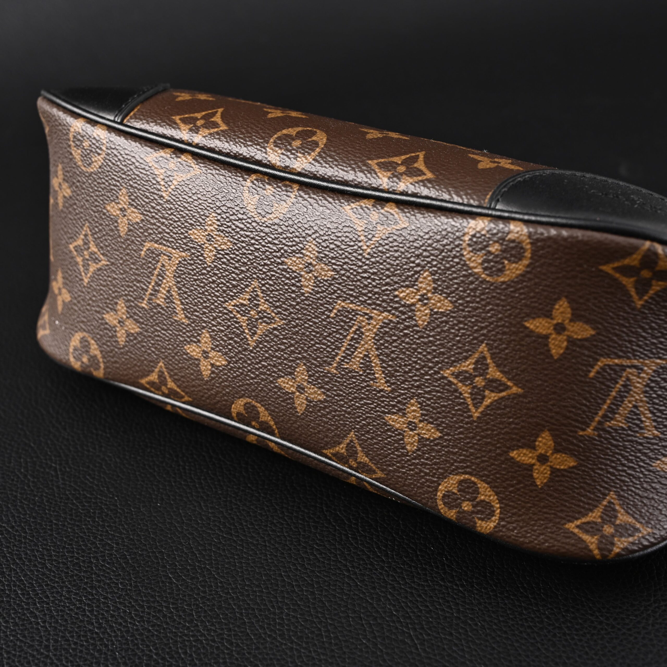 Louis Vuitton Boulogne Monogram Canvas Shoulder Bag – Classic Brown (M45831) - Image 5
