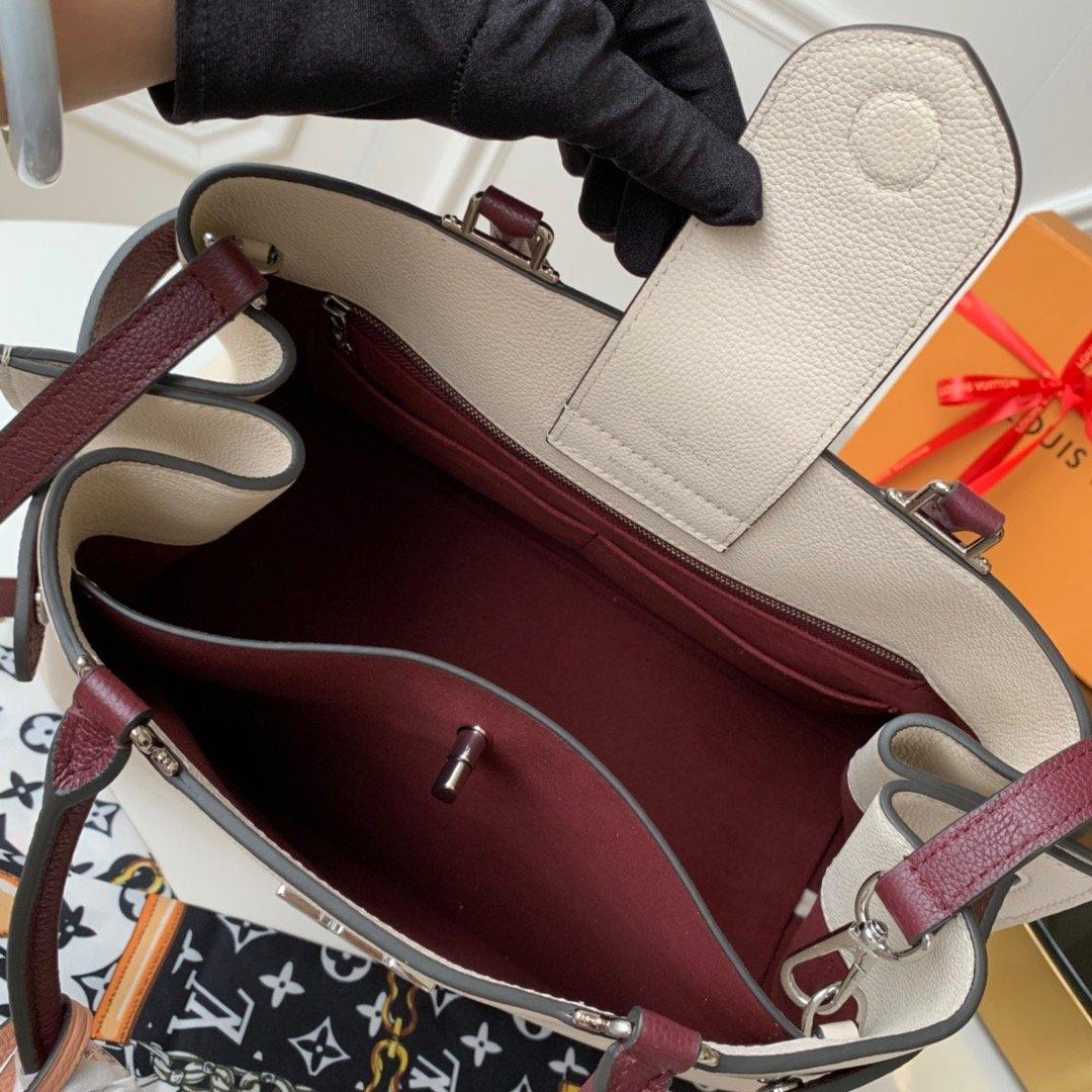 Louis Vuitton LOCKME DAY BAG - Image 5