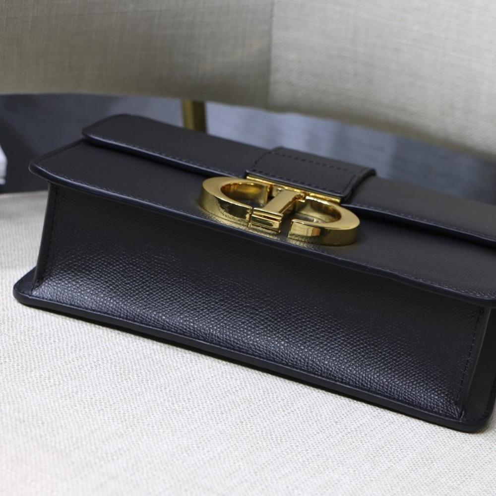 Dior 30 Montaigne Pouch - Image 6