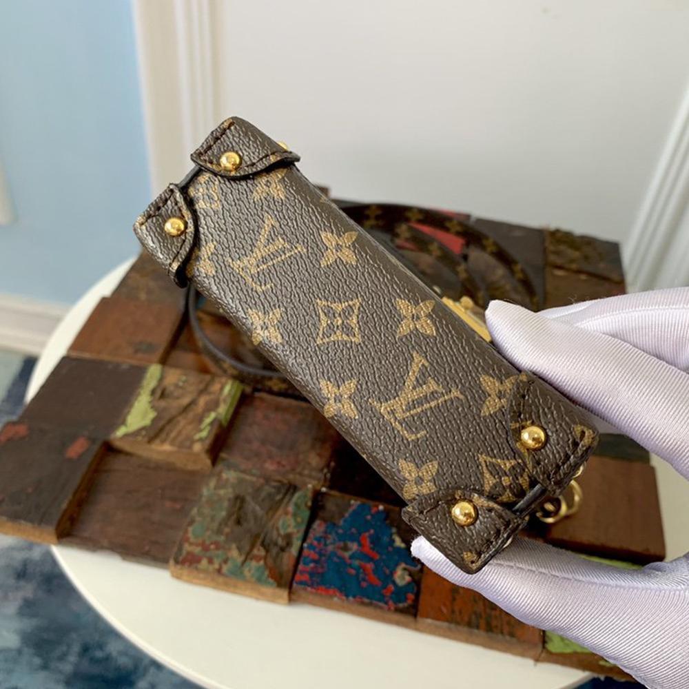 Louis Vuitton VERTICAL TRUNK POCHETTE - Image 4