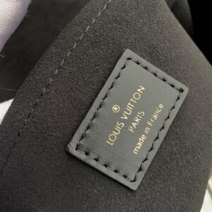 Louis Vuitton LOCKY BB Bag - Image 4