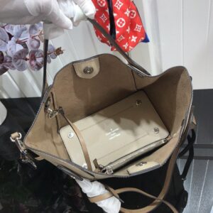 LV HINA PM - Image 5