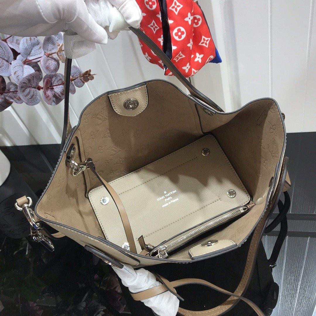 LV HINA PM - Image 5
