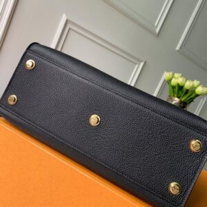 Louis Vuitton ON MY SIDE - Image 4