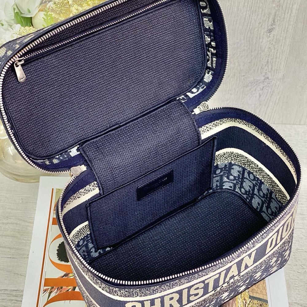 Diortravel Vanity Case - Image 5