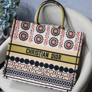 Dior Book Tote - Image 4