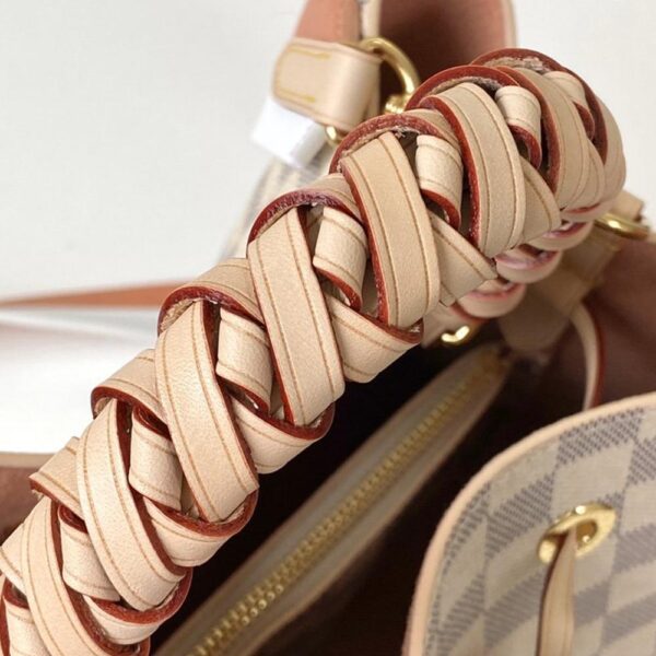Louis Vuitton NÉONOÉ BB