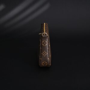 Louis Vuitton Pochette Accessoires Monogram Canvas Clutch Bag – Brown with Gold Chain (M82766) - Image 6